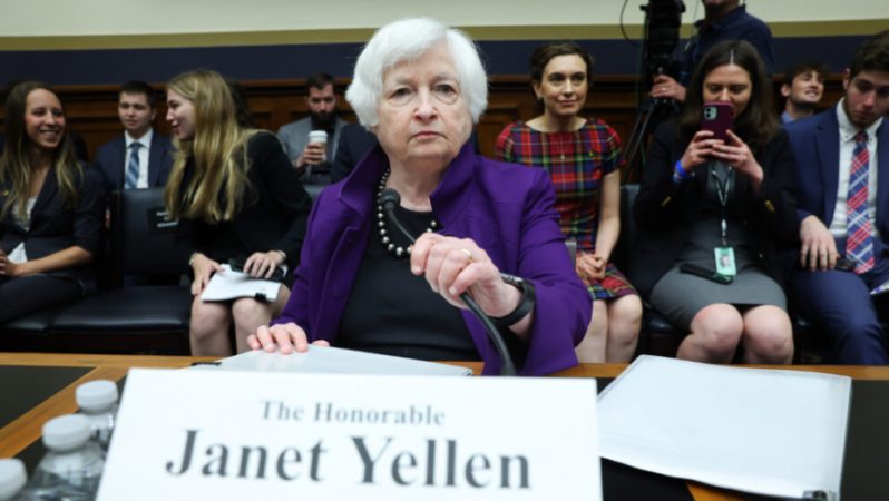 ABD Hazine Bakanı Janet Yellen, Doları Savundu